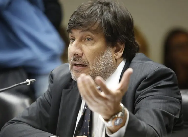 Reabren una causa contra el suspendido camarista Eduardo Freiler
