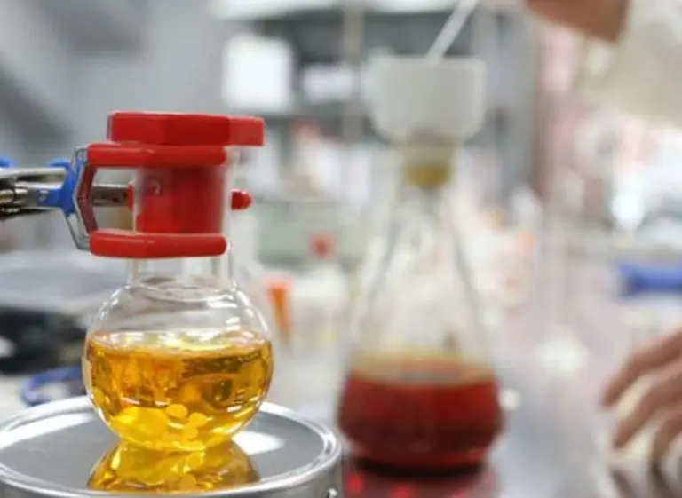 Leo Baekeland, el millonario belga que inventó el plástico practicando su hobby favorito