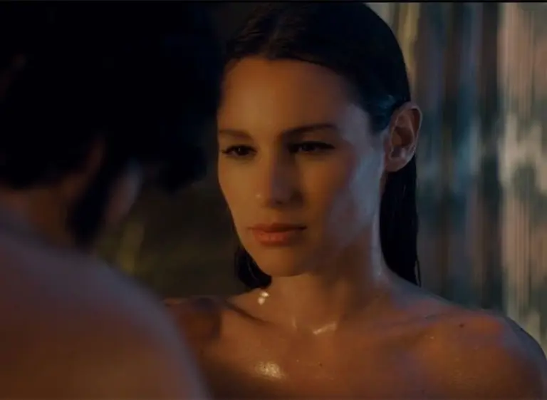 Pampita "deseosa" y sensual: se presentó el trailer de su primera pelí­cula