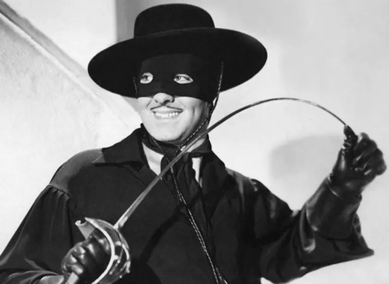 Hay de todo: concejal de Mar del Plata propone levantar un monumento a "El Zorro"