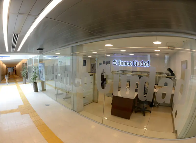 Banco Ciudad inauguró sucursal en el Centro de Trasbordo Constitución