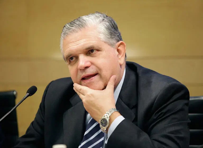 López Murphy habló sobre el dólar y criticó el modelo económico del gobierno de Cambiemos