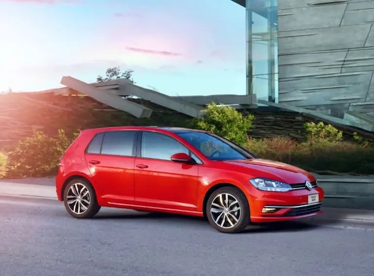 El Volkswagen Golf 2018 llega en octubre a la Argentina: cambio de diseño y más potencia para el GTi