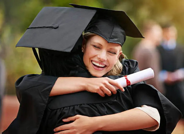 Fin de la polémica: ¿es crucial un tí­tulo universitario para la carrera en una empresa?