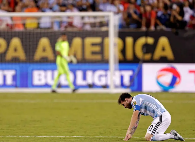 ¿Cuántos millones se perderí­an en ventas si la Selección argentina no clasifica al Mundial de Rusia?