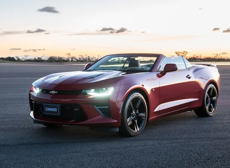 Chevrolet Camaro: precios y versiones del clásico rival del Ford Mustang que ya se vende en la Argentina