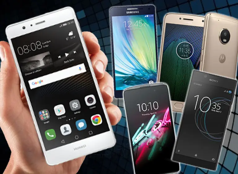 Golpe a la micro importación: bloquearán teléfonos celulares traí­dos del exterior sin declarar