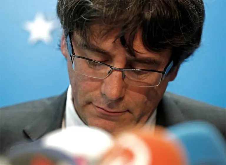 España pidió la detención europea de Puigdemont y crece la preocupación por una recesión económica