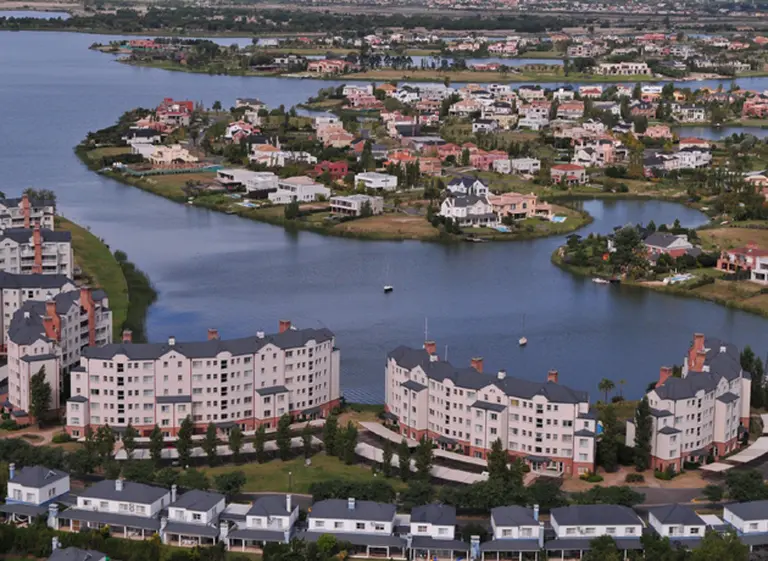 Escándalo por el audio de "la cheta de Nordelta": qué dice el Código Civil sobre las normas de convivencia en los countries