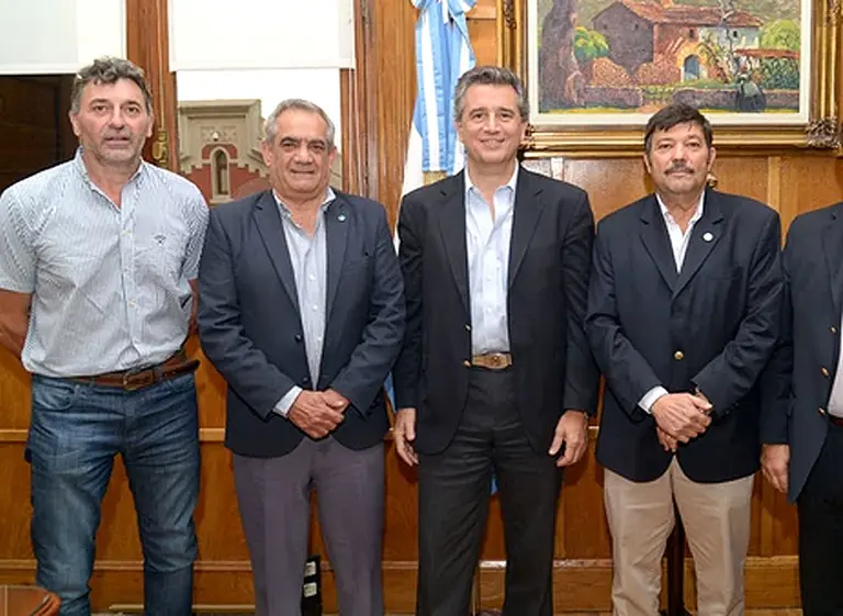 Reforma tributaria y Ley de Semillas, los temas clave en la reunión entre Etchevehere y la Mesa de Enlace