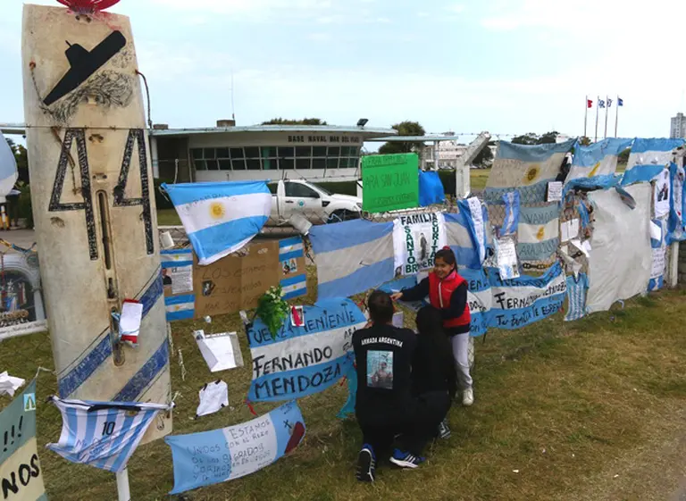 ARA San Juan: bronca y angustia entre los familiares de la tripulación