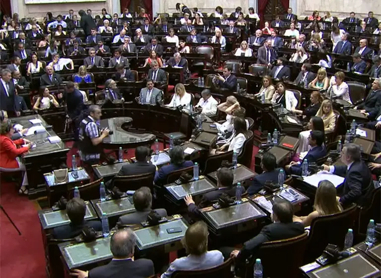 El Gobierno apuesta a votar siete leyes en una "mega sesión"