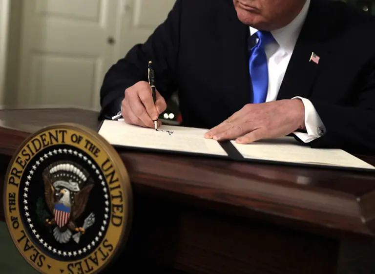 Acciones rusas caen hasta un 50% tras las sanciones aplicadas por Trump