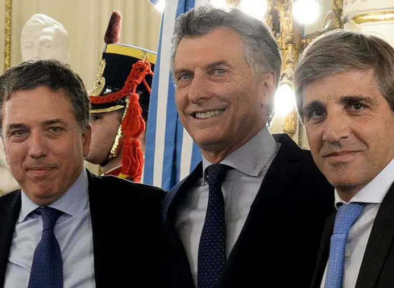 Dujovne, sobre la escalada del dólar: "La Argentina tendrá más inflación y menor crecimiento"