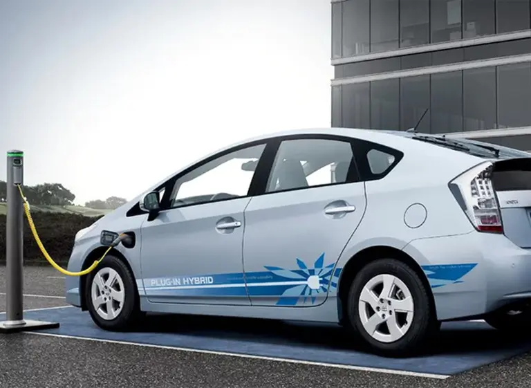 Toyota quiere que los autos eléctricos e hí­bridos sean el 50% de sus ventas