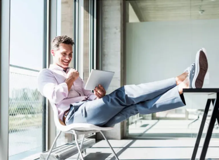 Al trabajo en zapatillas y con horario flexible: cómo integrar a Millennials a la dinámica diaria en la oficina