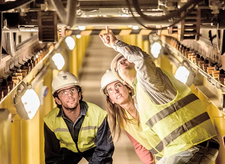 Grupo Techint busca ingenieros mecánicos para su programa de jóvenes profesionales