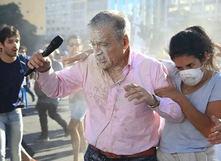 Julio Bazán, internado en terapia intermedia tras los disturbios de la reforma previsional