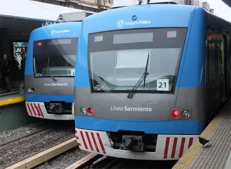 Tres gremios ferroviarios cerraron una mejora salarial del 15% en dos tramos