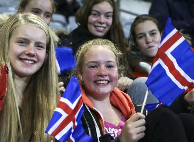 Islandia es el primer paí­s donde pagarle más a un hombre que a una mujer por el mismo trabajo es ilegal