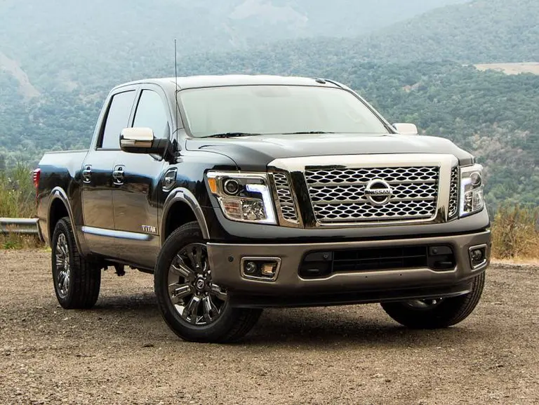 Nissan planifica el lanzamiento de su pick-up con motor V6