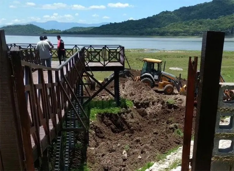 Milagro Sala: secuestran 22 vehí­culos y excavan sus propiedades