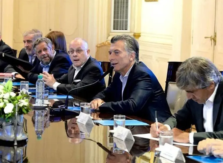 Mauricio Macri citó al papa Francisco y le pidió a su Gabinete "insistir con la cultura del trabajo"
