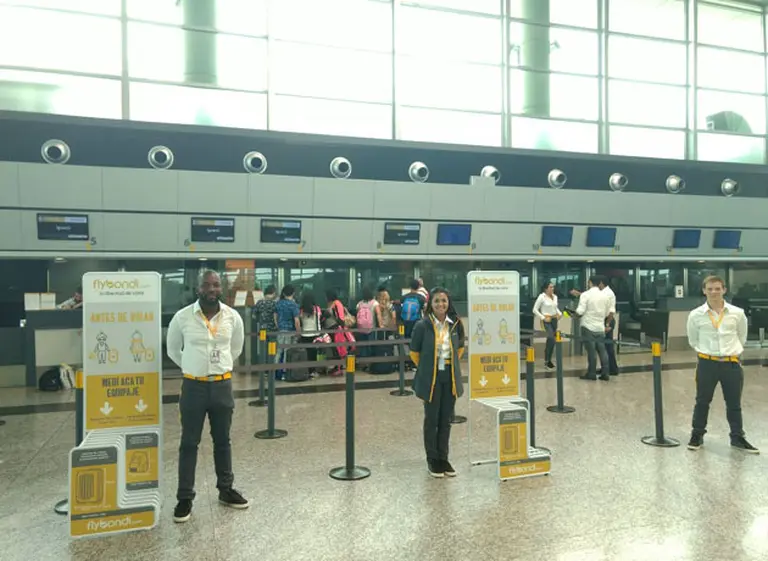 Flybondi dejó varados a sus pasajeros en Bariloche durante 17 horas