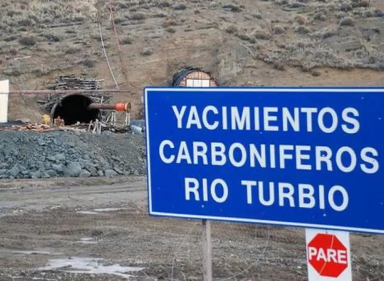 Rí­o Turbio: levantan la toma de la mina y esperan negociación en Buenos Aires