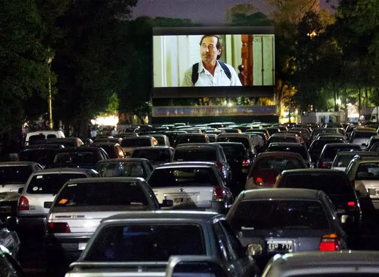 Vuelve el autocine del Rosedal: estas son las pelí­culas y sus horarios