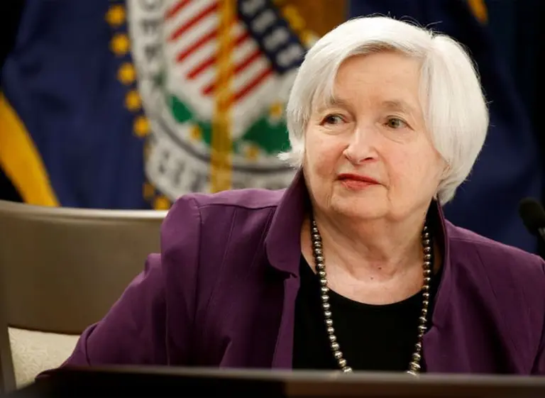 Fed mantiene las tasas y dice adiós a Yellen, elogiada por devolver la "normalidad" a la economí­a de EE.UU.