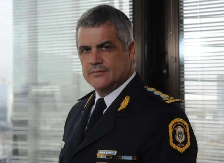 El jefe de la Bonaerense denunció a su hermano por estafa y lo detuvieron