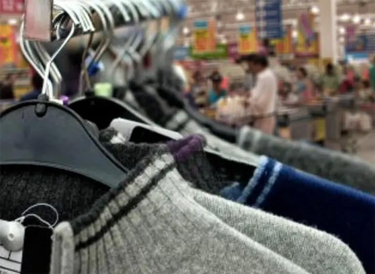 Fabricantes de indumentaria alertan que se perdieron 4.000 empleos por importaciones y caí­da en ventas