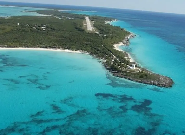 ¿Cuánto cuesta esta isla en Bahamas?