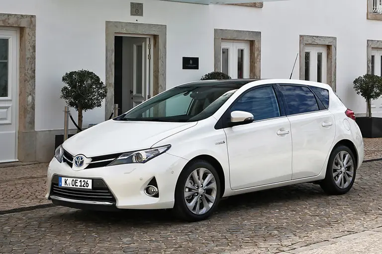 Toyota presenta un revolucionario motor naftero con la eficiencia de un hí­brido