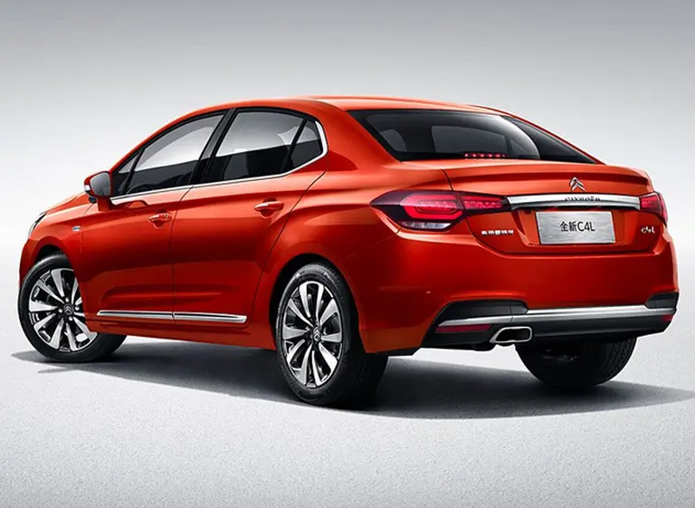 Anticipo del nuevo C4 Lounge: cómo es el restyling del sedan de Citroí«n que se presentará en marzo