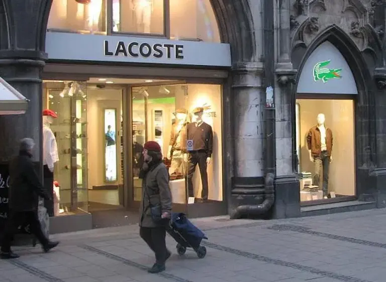 Lacoste cambia el clásico cocodrilo por animales en peligro de extinción