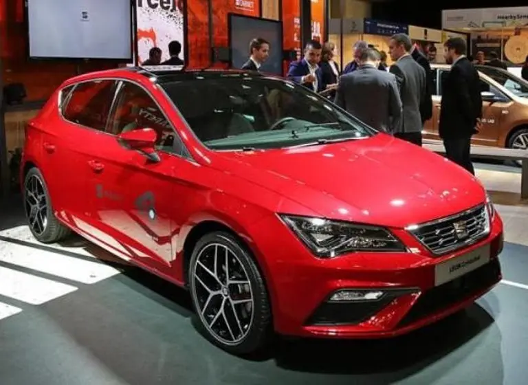 Seat presentó el León San Cristóbal, un auto con control de alcoholemia incluido