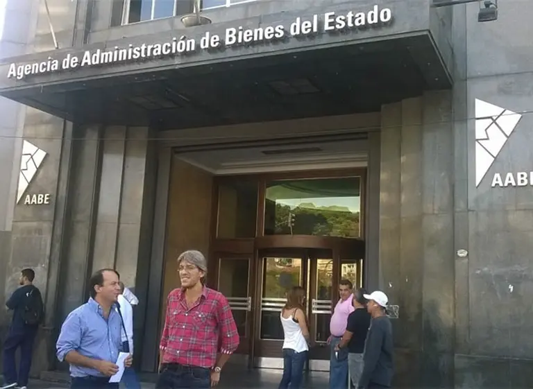 La "inmobiliaria" de Milei ya puso a subasta edificios por u$s47 millones