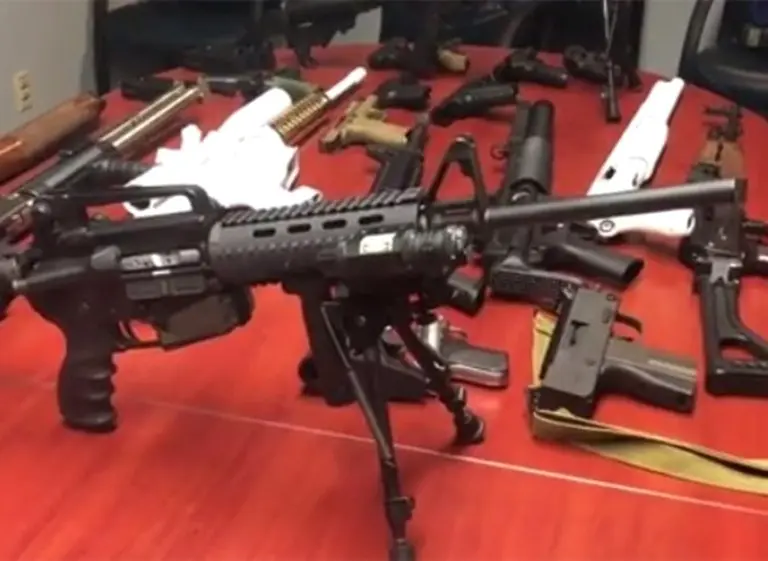 Miami: argentino amenazó con "matar a todos" y le encontraron un arsenal