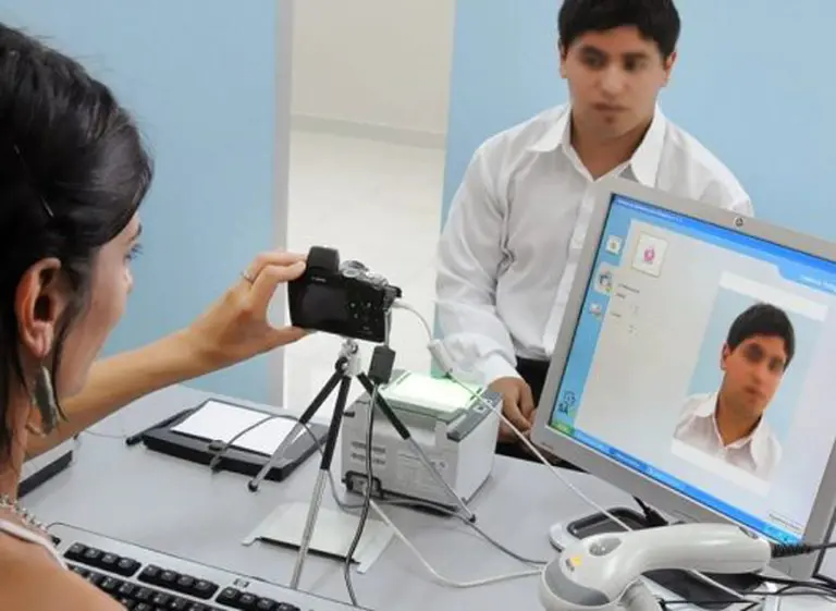 Renovar el DNI costará $300 y el Pasaporte $1.500 a partir de este miércoles