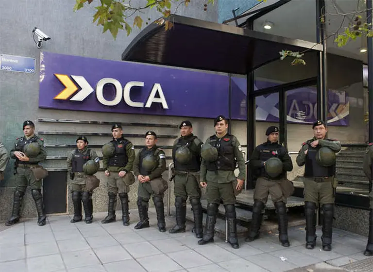 El Gobierno "interviene" OCA: el plan oficial para sanear la empresa