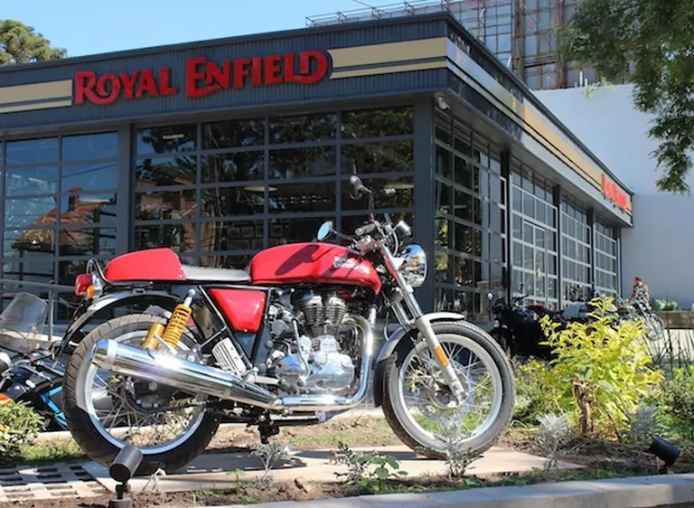 Desembarca en el paí­s la marca de motos Royal Enfield: modelos y precios para el mercado argentino