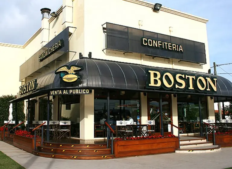 Peligra la Boston de Mar del Plata, aquejada por deuda "pesada" y un paro