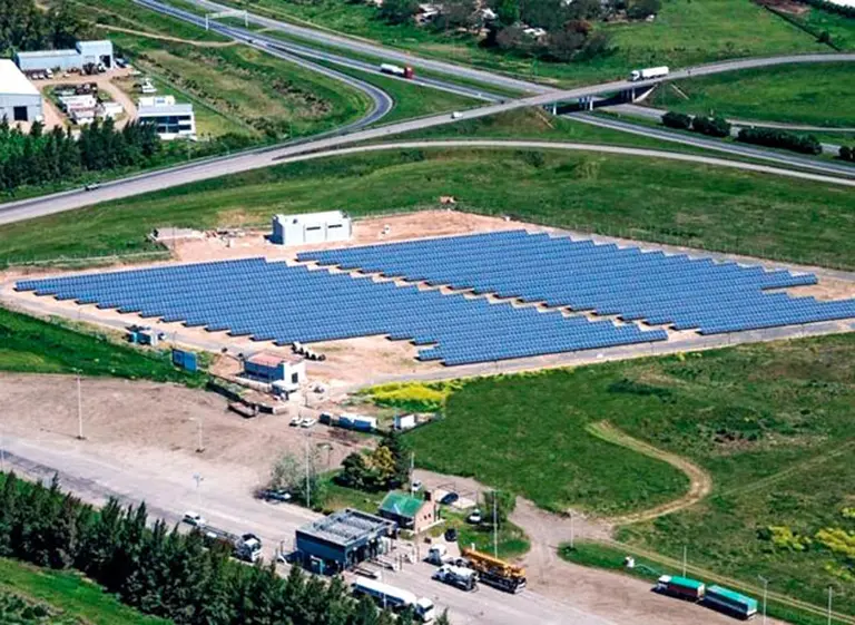 Inauguran el primer parque de energí­a solar de Santa Fe y el tercero del paí­s