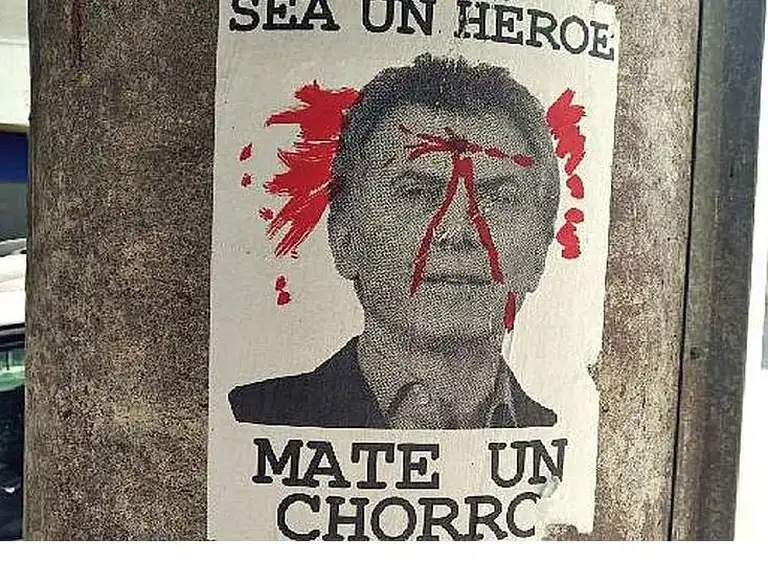 Aparecieron afiches amenazantes contra Macri en Bahí­a Blanca