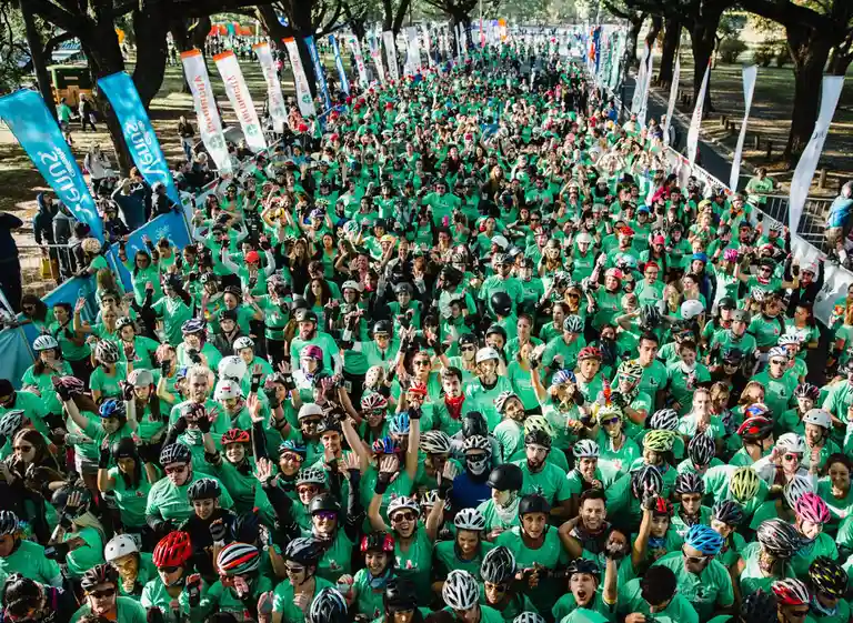 Sol, rollers y zumba: así­ se vivió el Festival Farmacity en Palermo