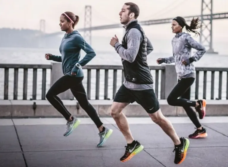 Nike se alí­a con Happn para combinar las citas con el running