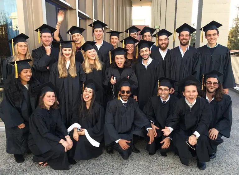 Banco Santander otorgará 10 becas para emprendedores de 20.000 euros cada una