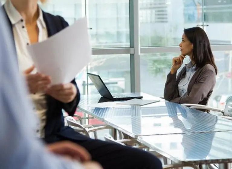 Con un debate áspero, arrancó el tratamiento de los proyectos de equidad salarial de género y licencias